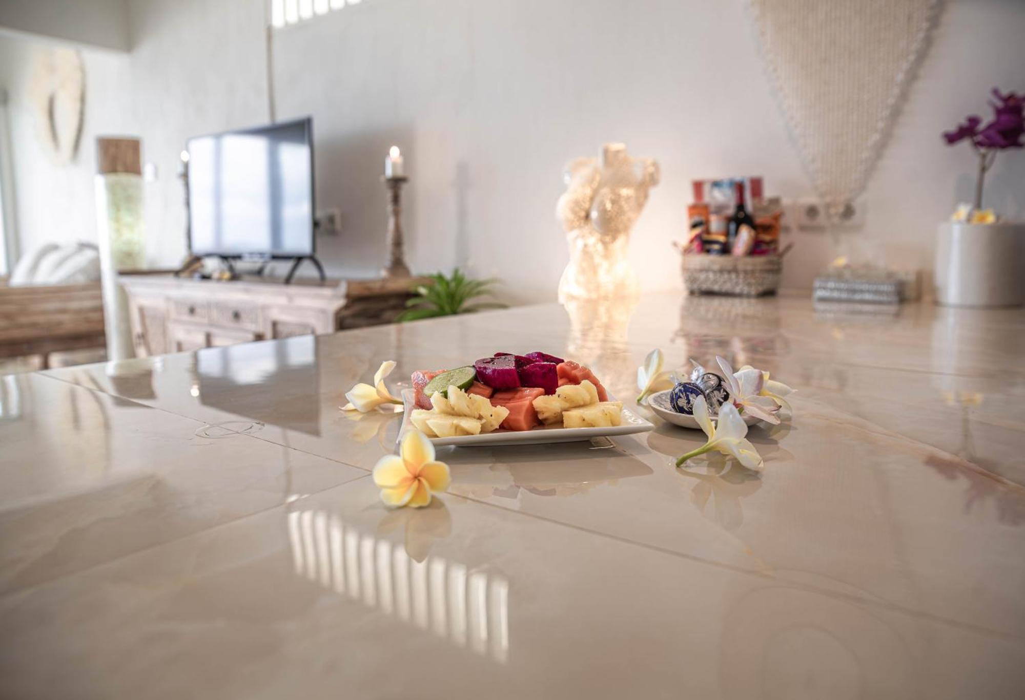 Bali Secrets Retreat Villa Candi Dasa  Luaran gambar